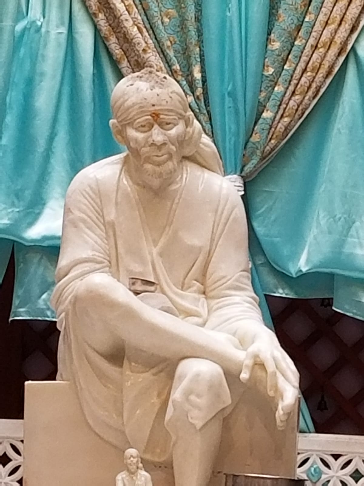 shirdi-sai-parivaar